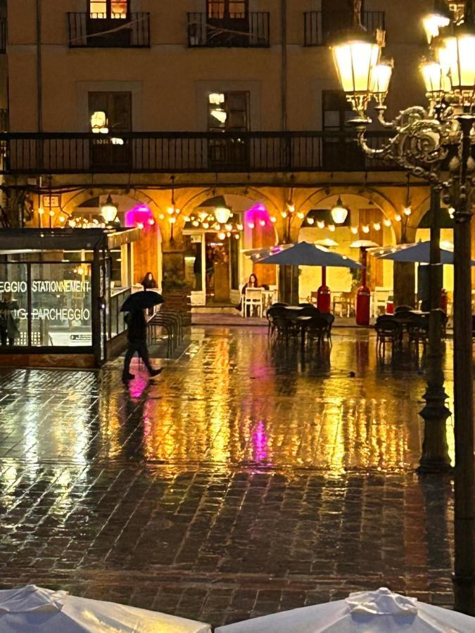 Plaza Mayor Leon - Bohemia Esterno foto